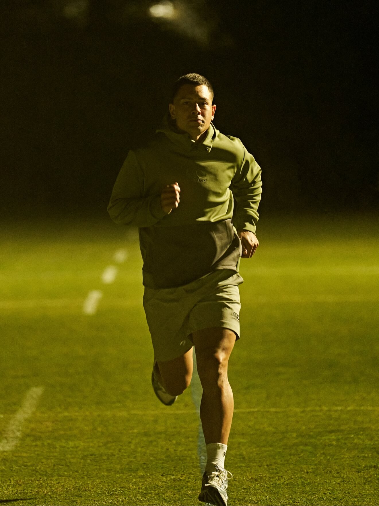 JACKET D.A.F TEC AIR LIGHT PULLOVER HOODY,TOPS L/S MULTI ACTIVE TEE,BOTTOMS D.A.F TEC X PRACTICE SHORTS