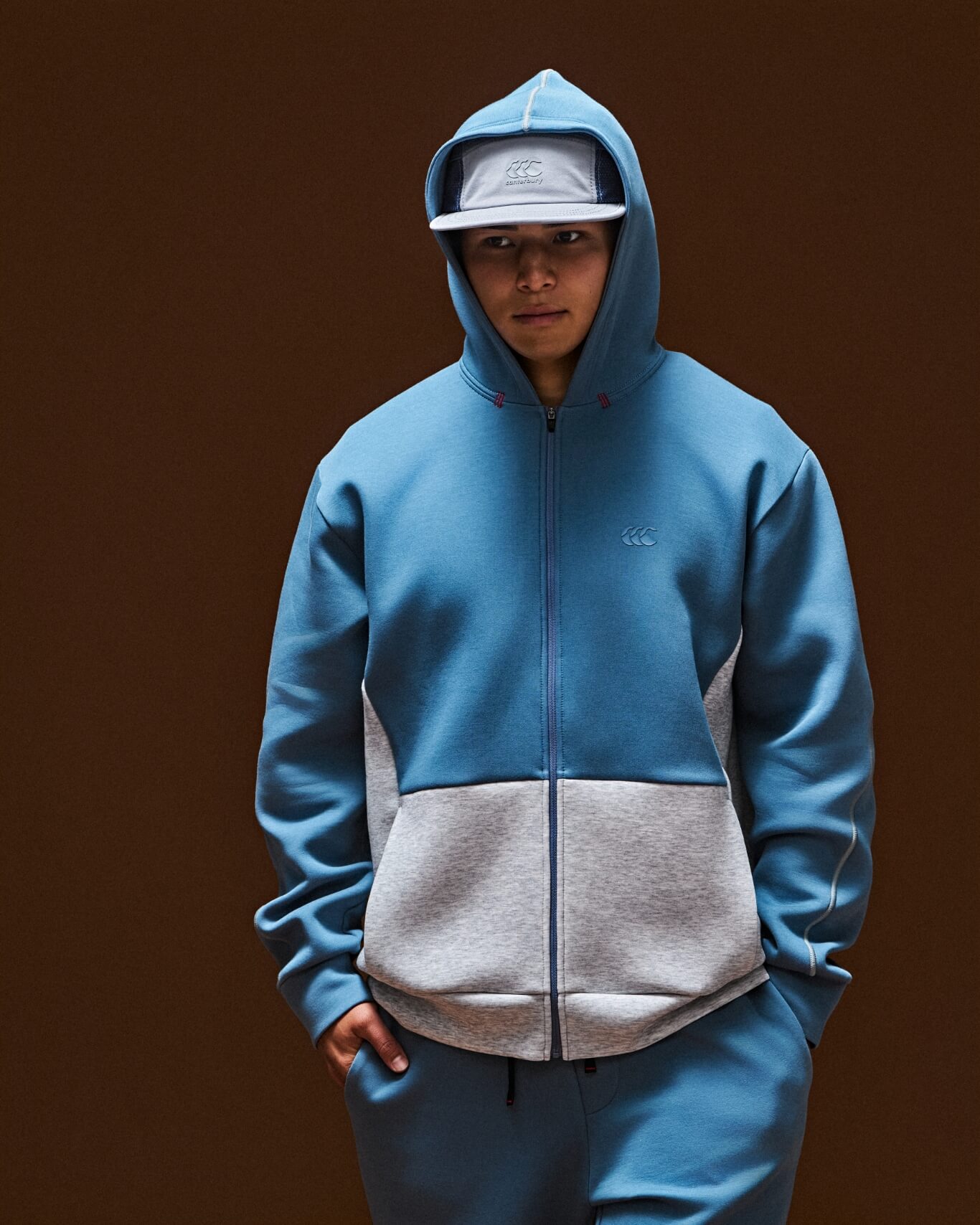D.A.F TEC AIR JACKET,S/S WORK OUT TEE,D.A.F TEC AIR PANTS,SIDE POCKET CAP